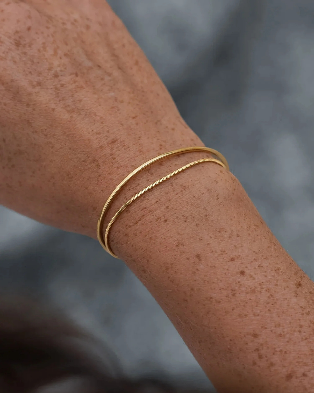 Nyitott Minimal Karkötő