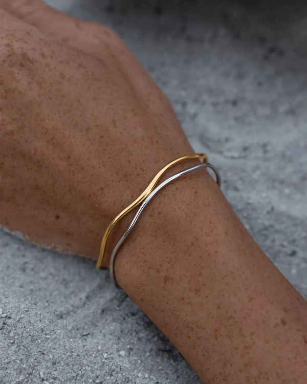 Nyitott Hullám Karkötő